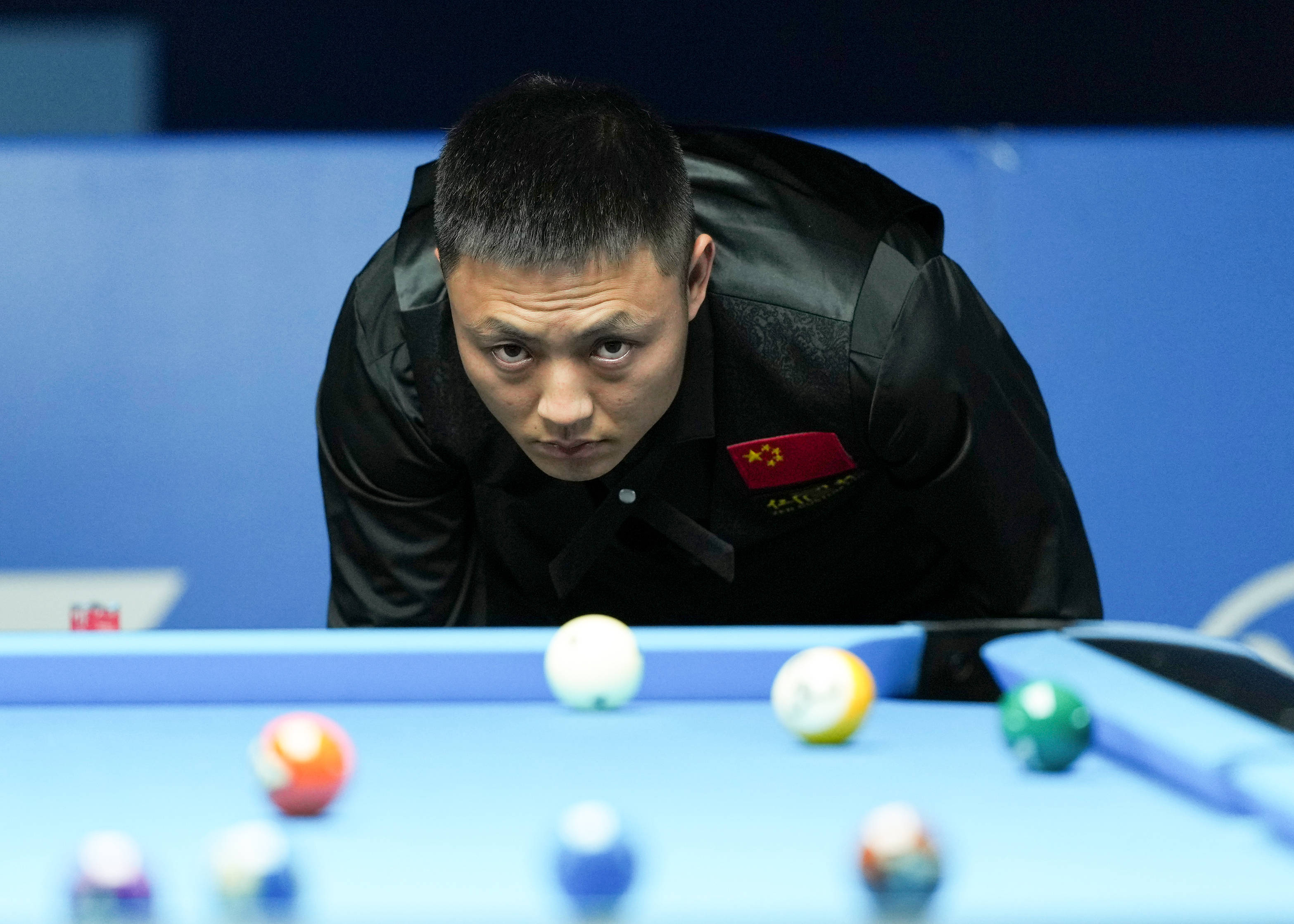 他们在更加 他们在更加